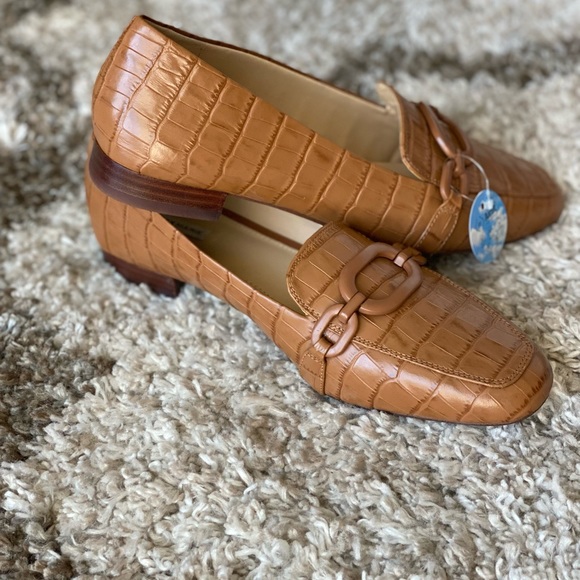 Alex Marie Flats - Picture 2 of 6